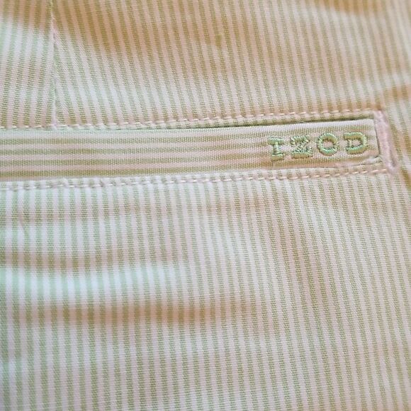 Izod golf stretch skorts size 12 green - Picture 11 of 13